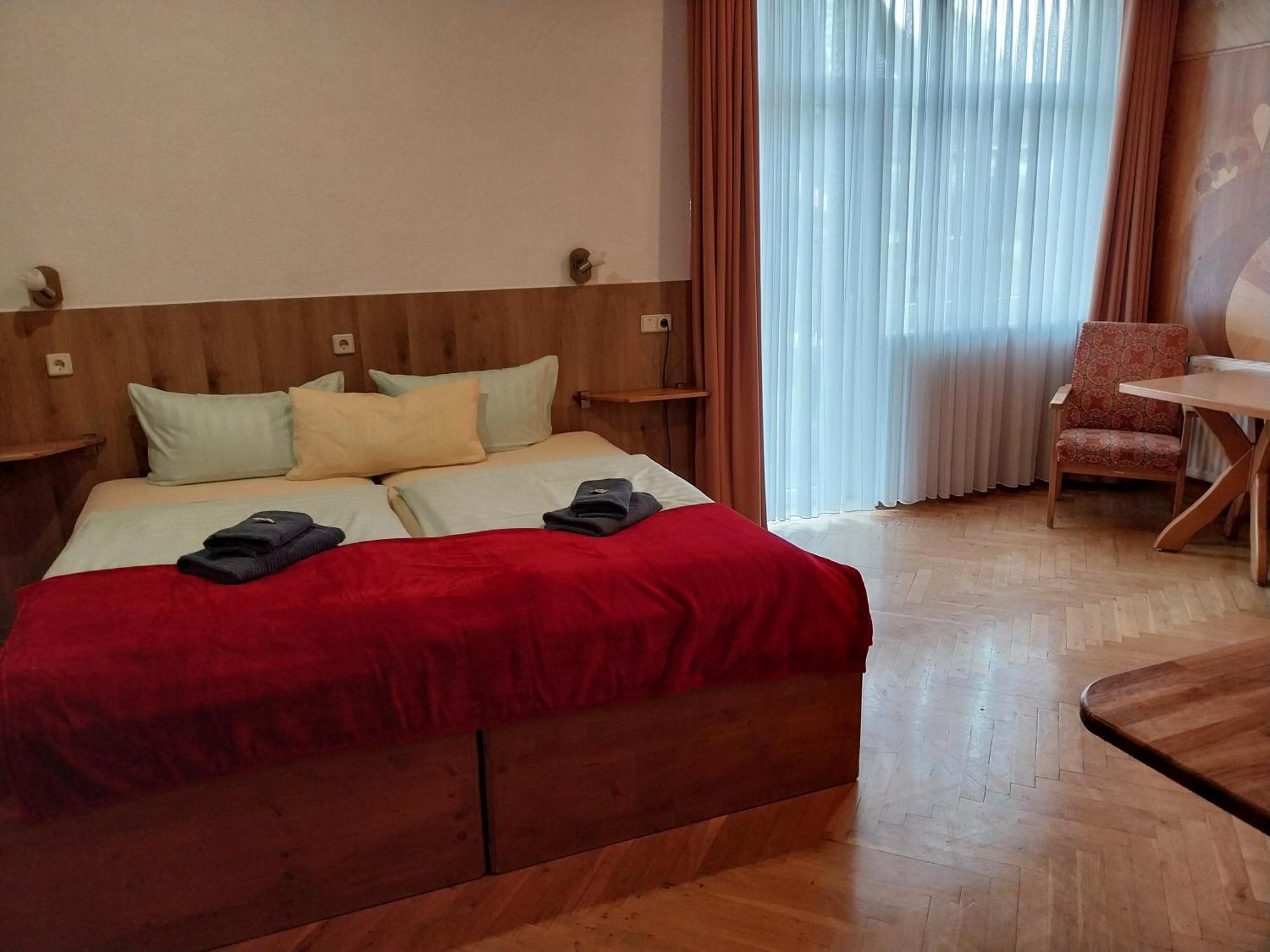 Landhotel Waldschloesschen Mit Gaststube Sohland an der Spree Exterior foto